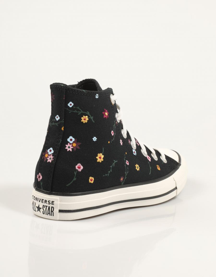 ZAPATILLAS CONVERSE CHUCK TAYLOR ALL STAR en color Negro