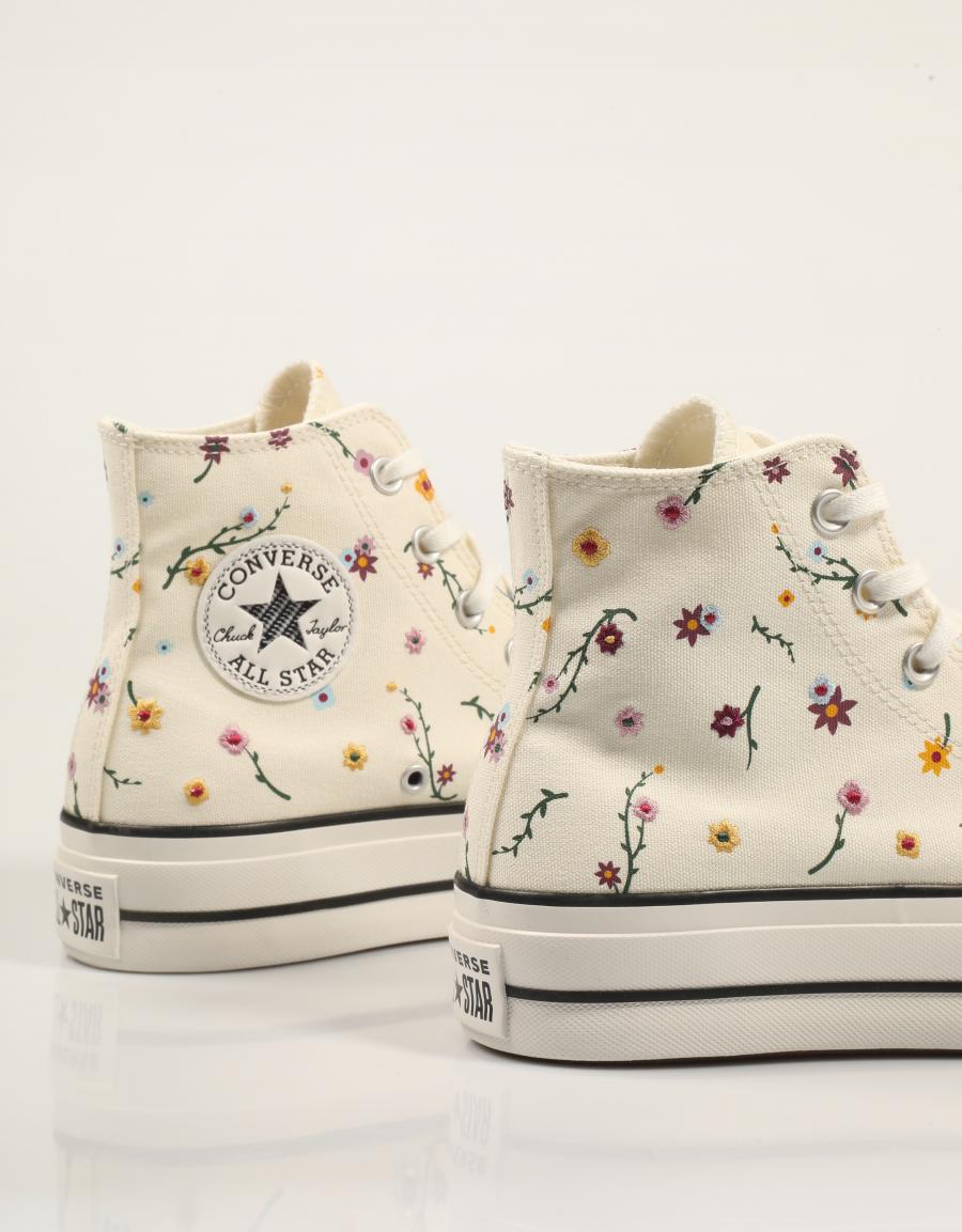 ZAPATILLAS CONVERSE CHUCK TAYLOR ALL STAR LIFT en color Hielo