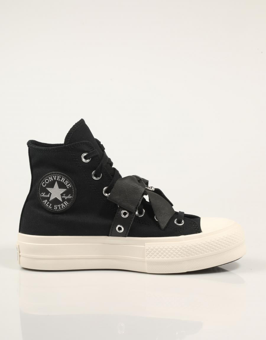 ZAPATILLAS CONVERSE CHUCK TAYLOR ALL STAR LIFT en color Negro