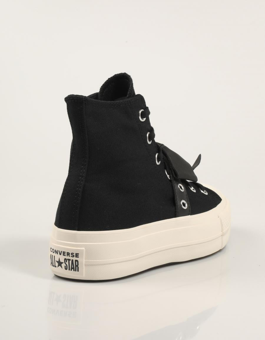 ZAPATILLAS CONVERSE CHUCK TAYLOR ALL STAR LIFT en color Negro