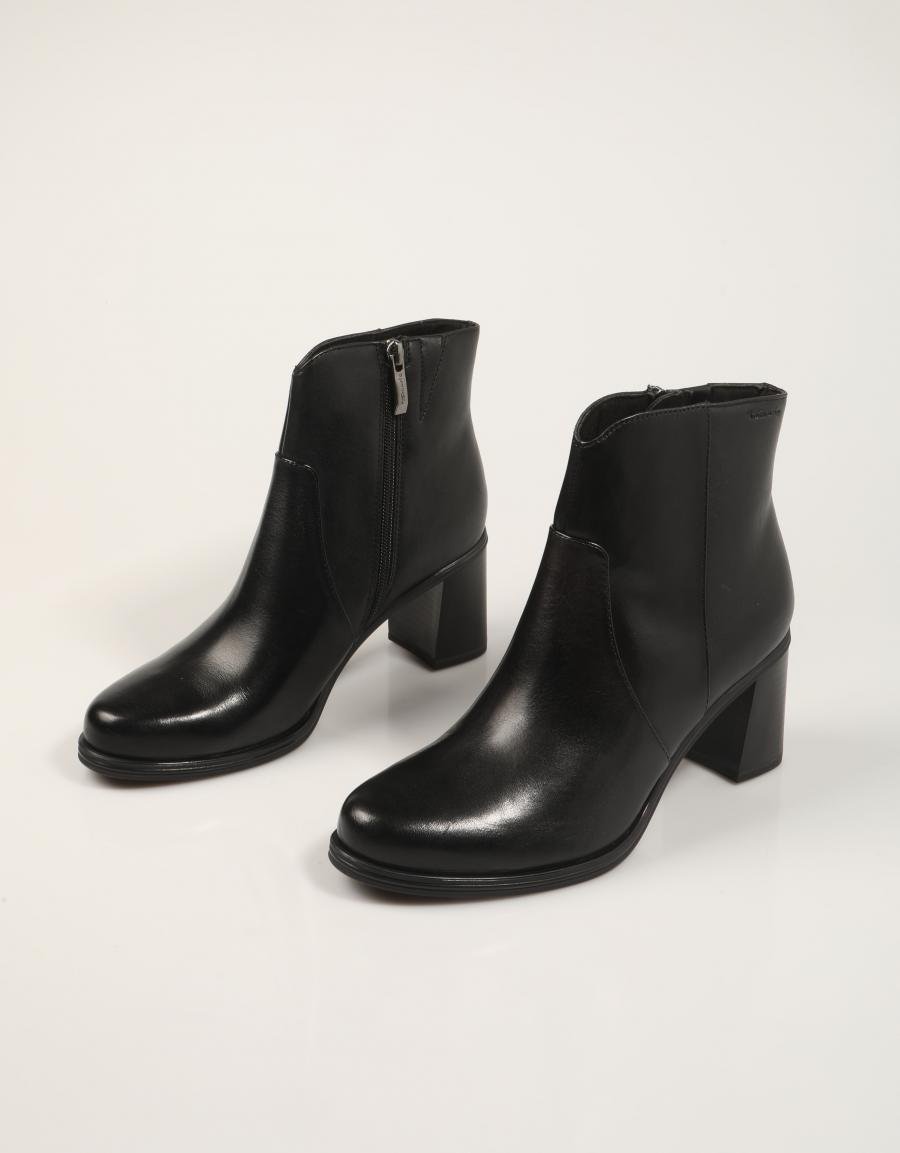 BOTINES TAMARIS 25360-45 en color Negro