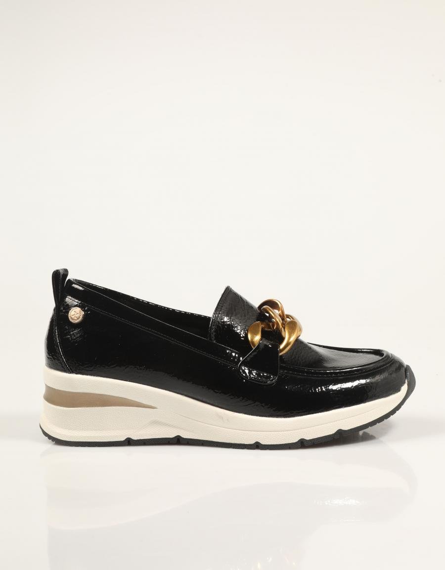 ZAPATOS XTI 14422401 en color Negro