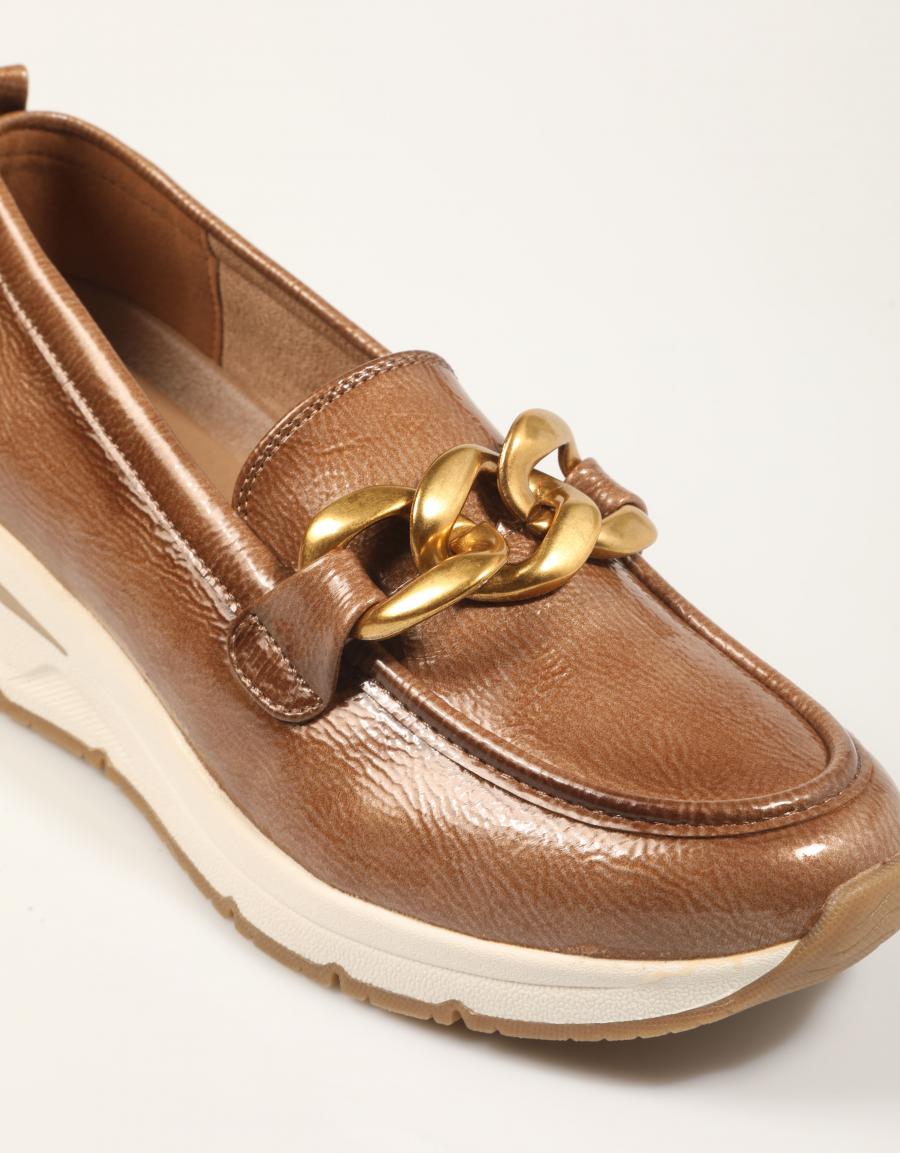ZAPATOS XTI 144224 en color Beige