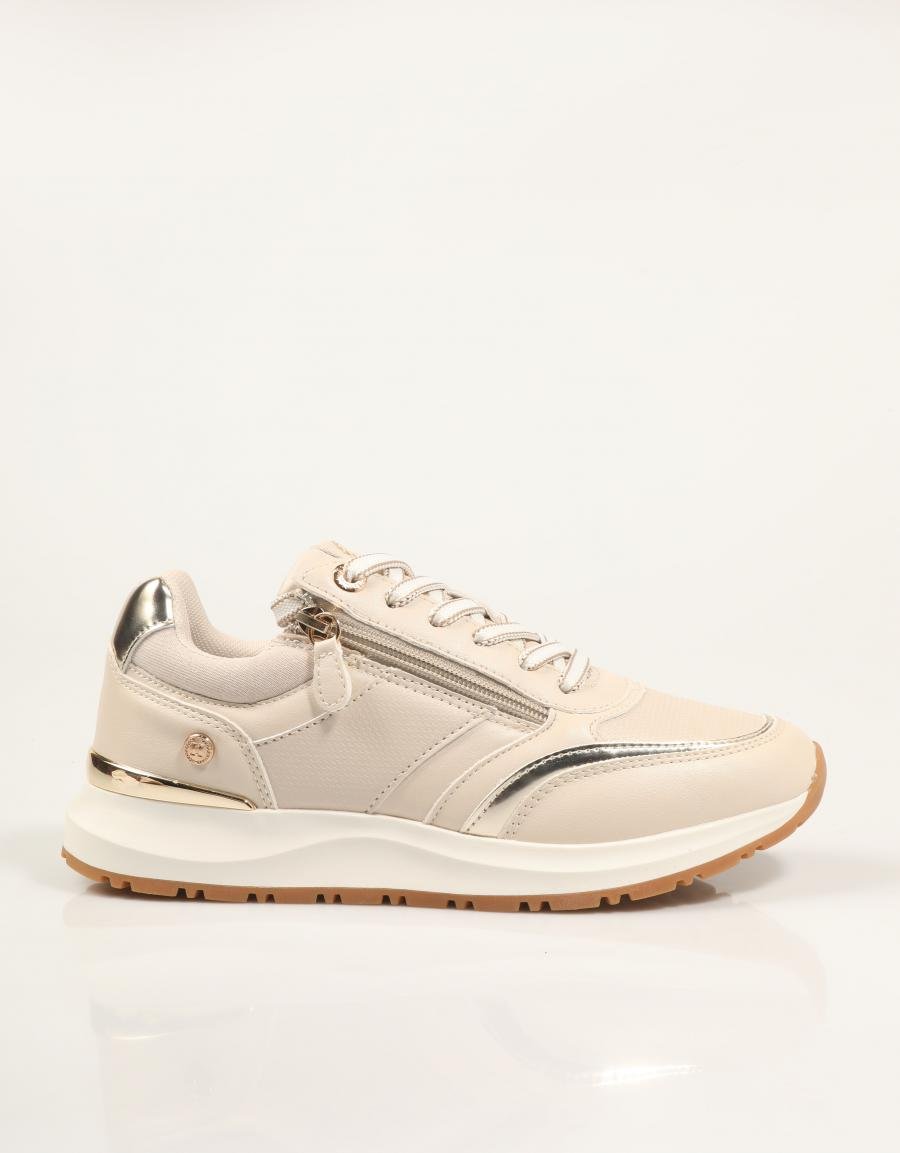 ZAPATILLAS XTI 144183 en color Beige