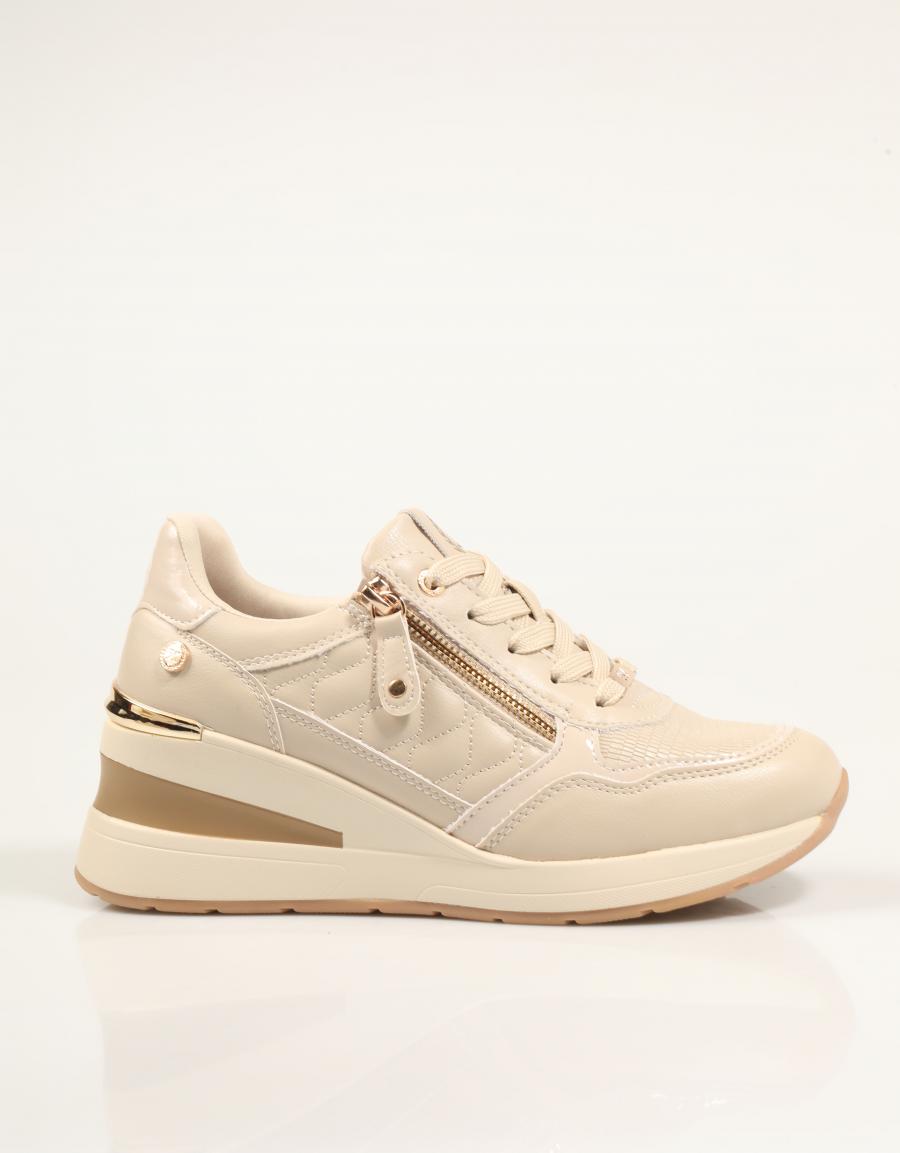 ZAPATILLAS XTI 144380 en color Beige