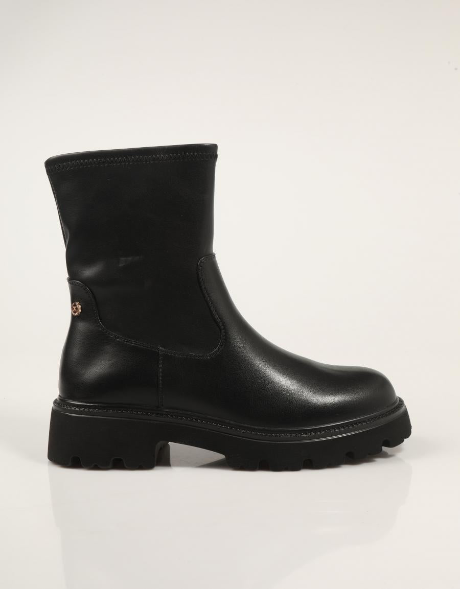 BOTINES XTI 14442001 en color Negro