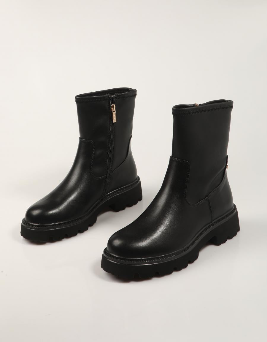BOTINES XTI 14442001 en color Negro