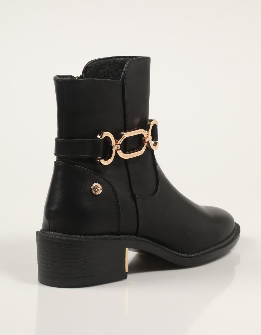 BOTINES XTI 144398 en color Negro