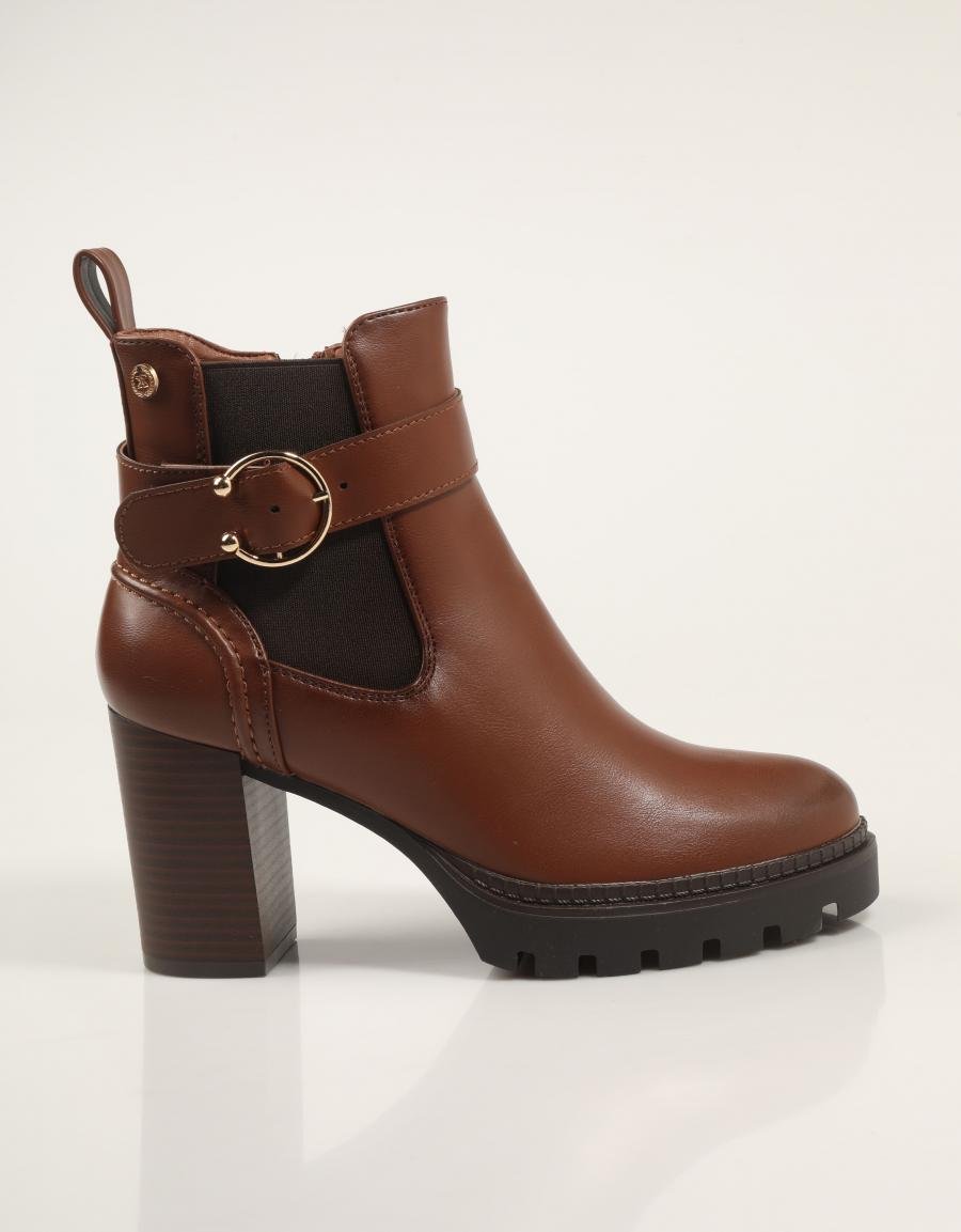 BOTINES XTI 144521 en color Cuero
