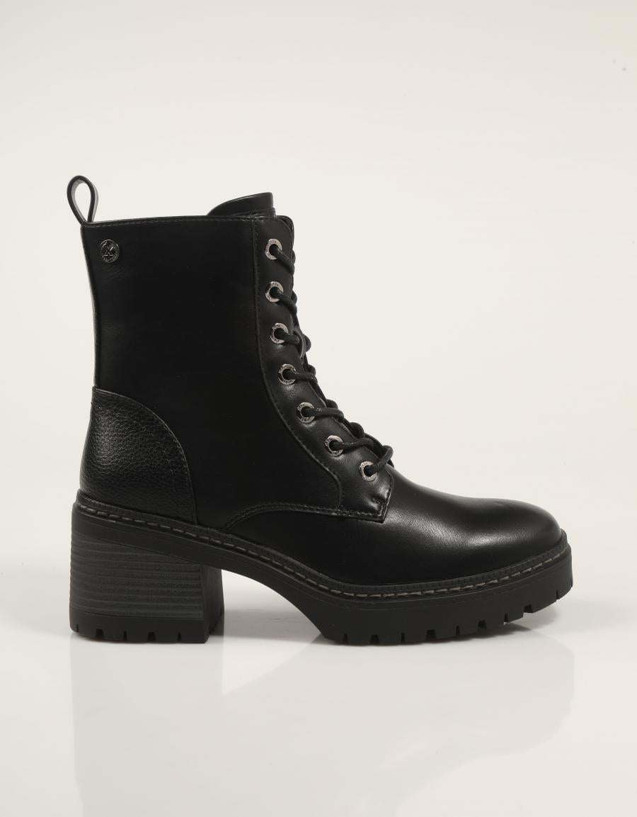 BOTINES XTI 144454 en color Negro