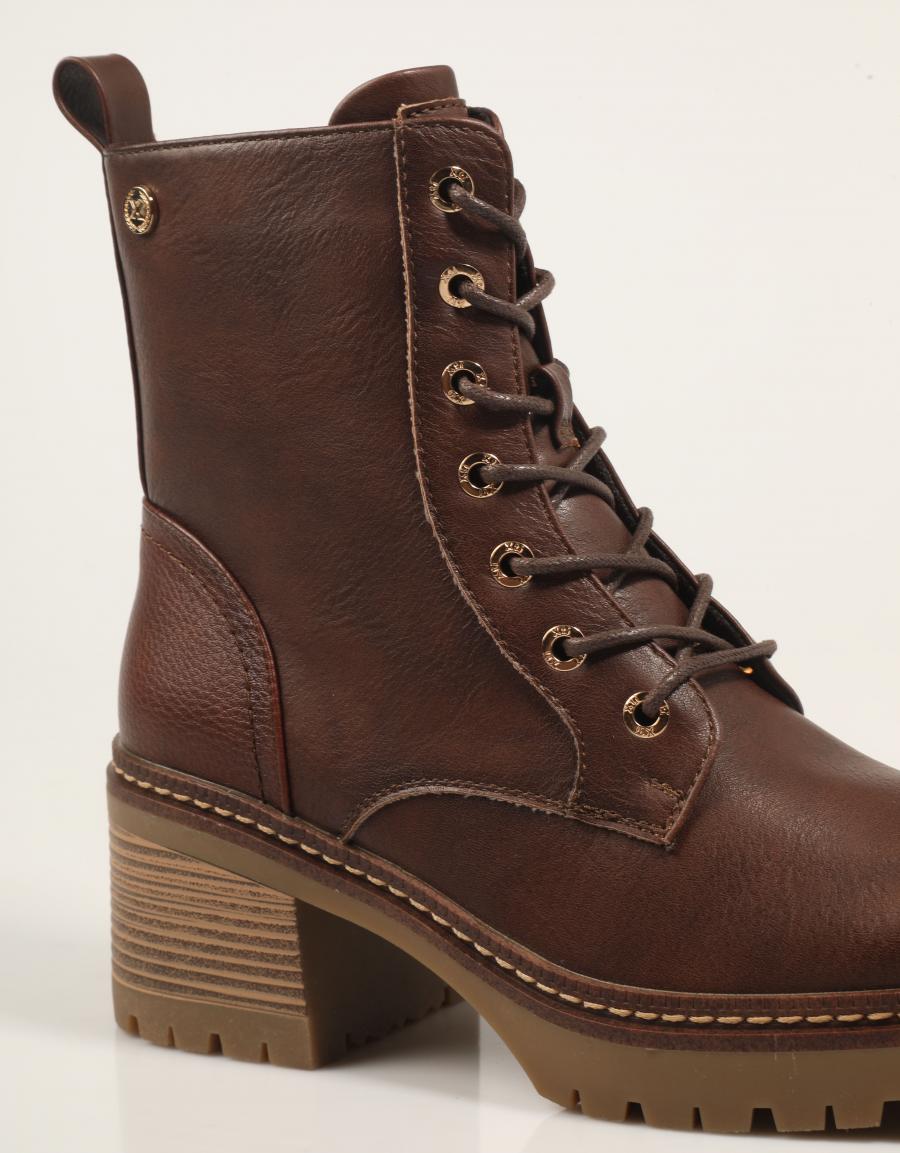 BOTINES XTI 144454 en color Marron