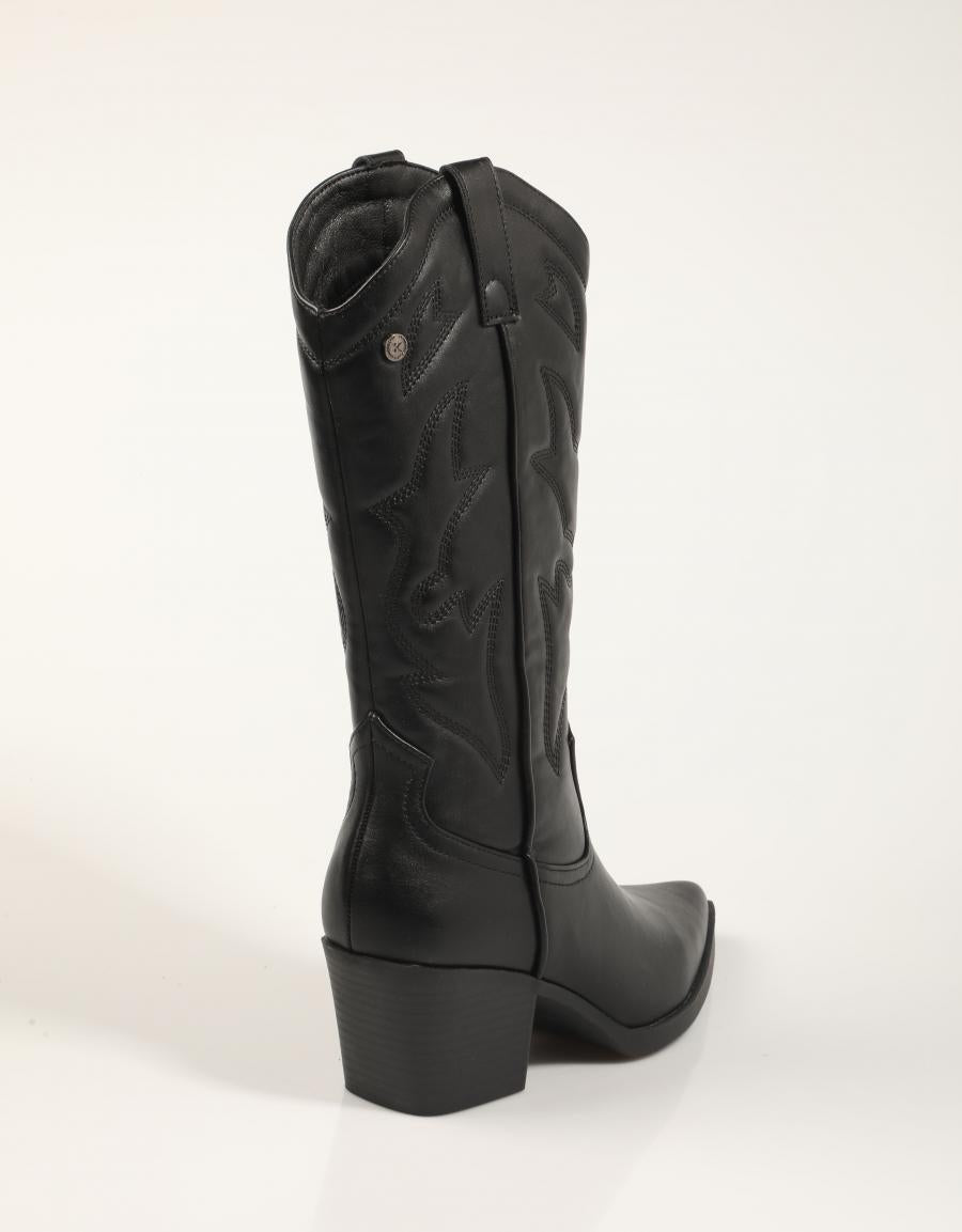 BOTAS XTI 144306 en color Negro