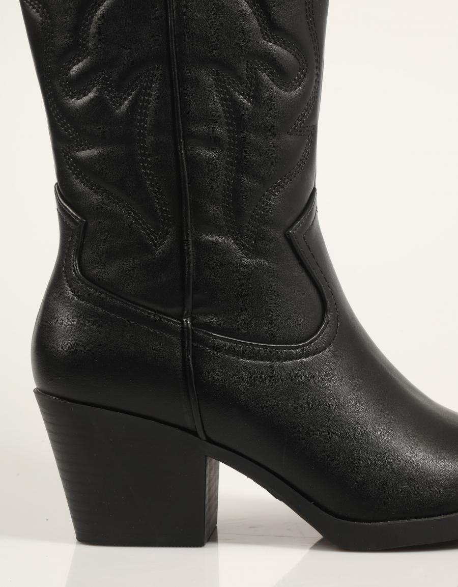 BOTAS XTI 144306 en color Negro