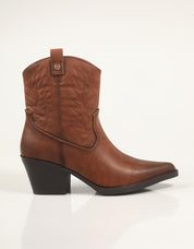 BOTINES XTI 144305 en color Cuero