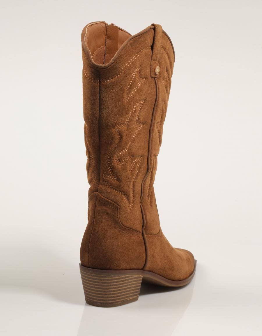 BOTAS XTI 144308 en color Cuero