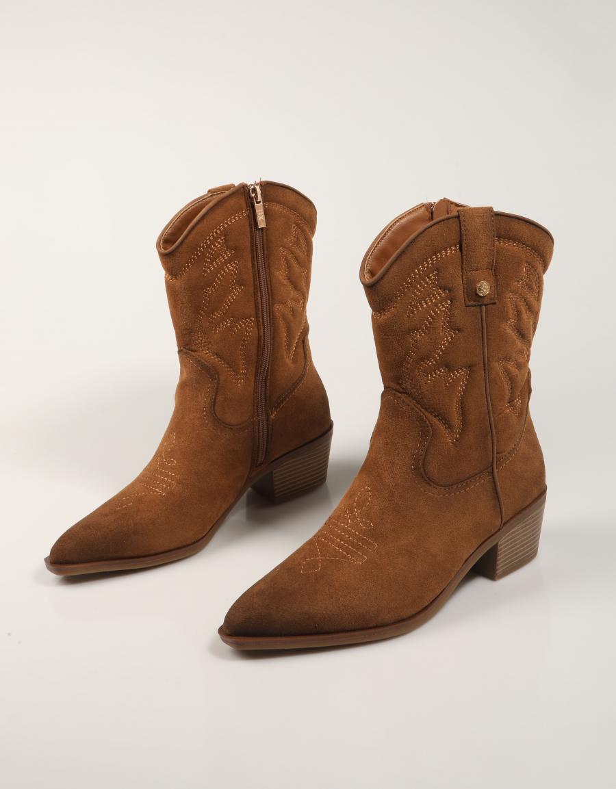BOTAS XTI 144307 en color Cuero
