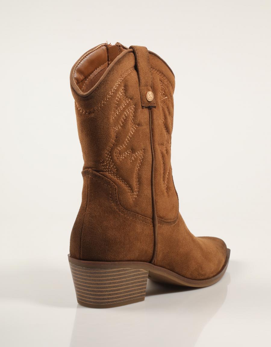 BOTAS XTI 144307 en color Cuero
