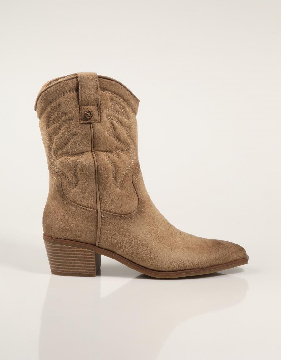 BOTAS XTI 144307 en color Beige