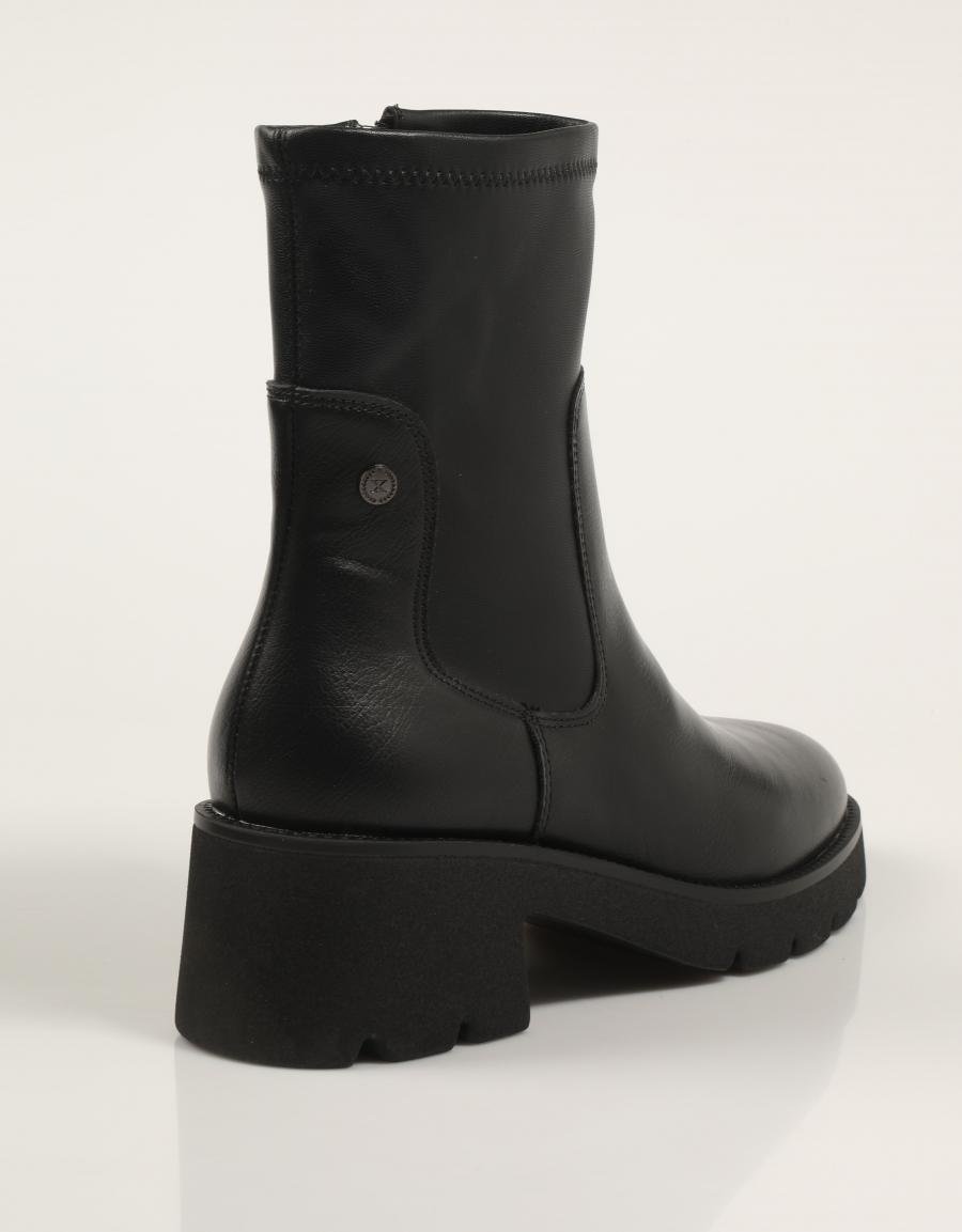 BOTINES XTI 144313 en color Negro