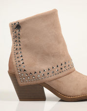 BOTINES XTI 144464 en color Beige