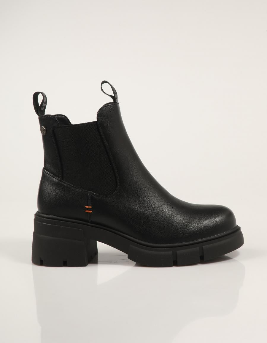 ZAPATOS REFRESH 172905 en color Negro