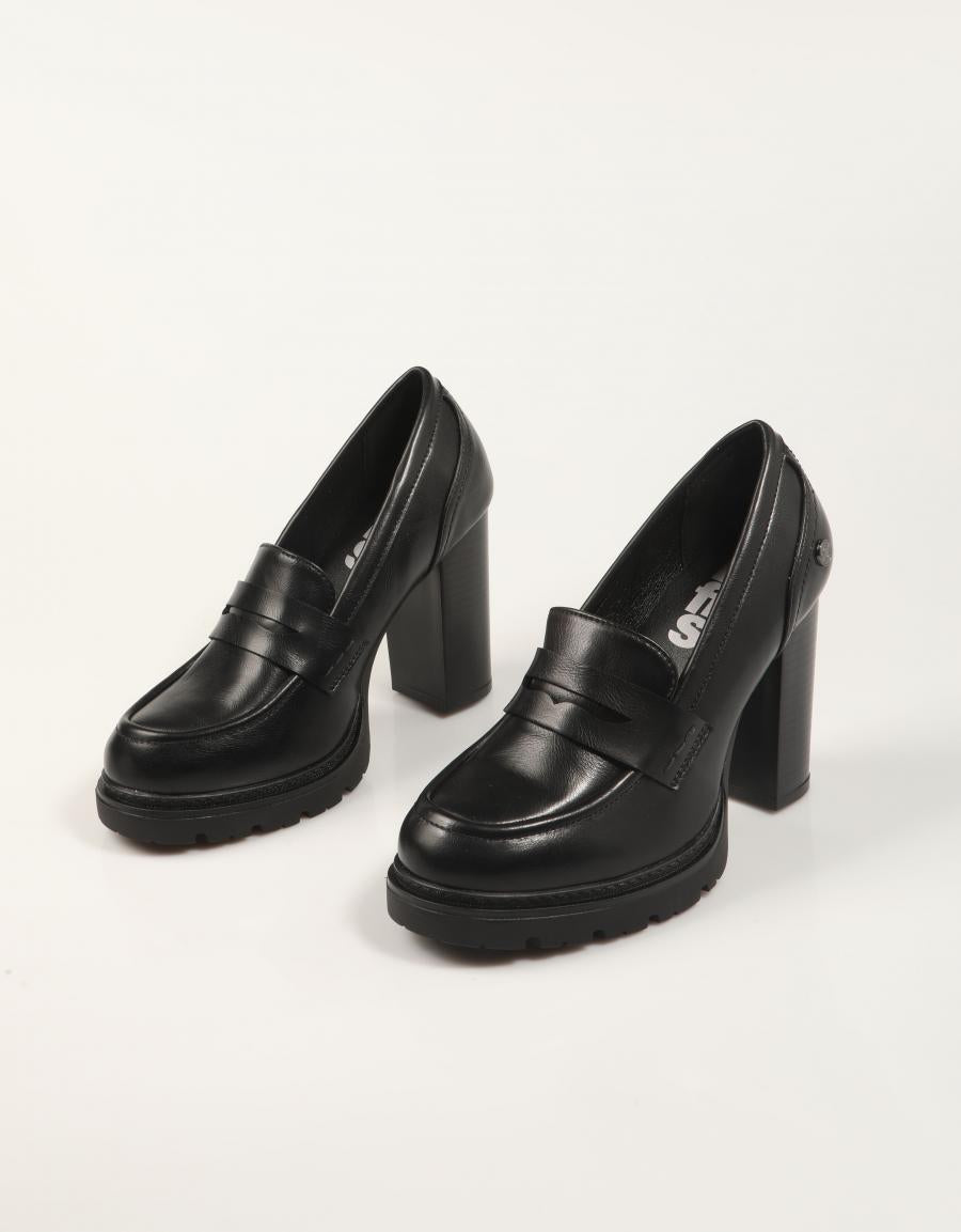 ZAPATOS REFRESH 172927 en color Negro