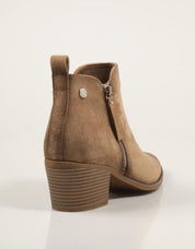 BOTINES REFRESH 173180 en color Beige