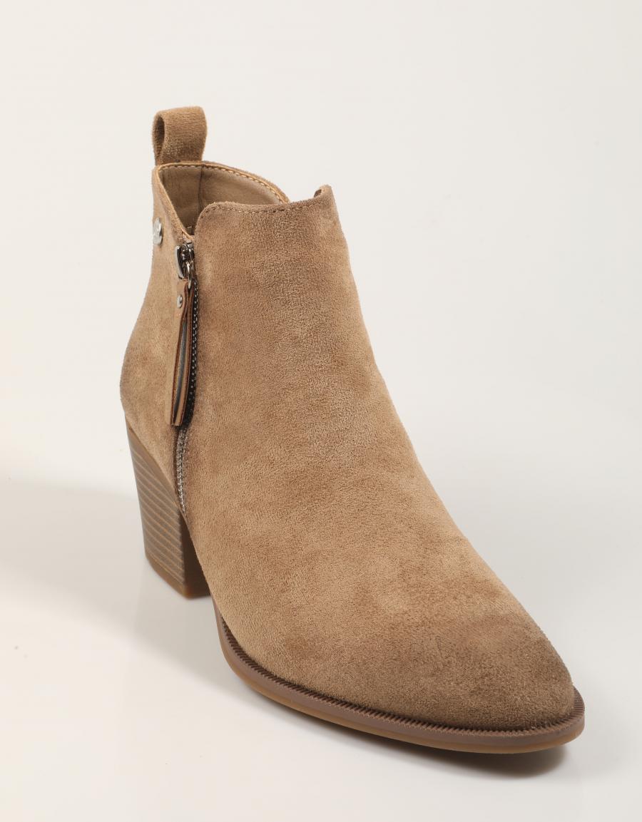 BOTINES REFRESH 173180 en color Beige