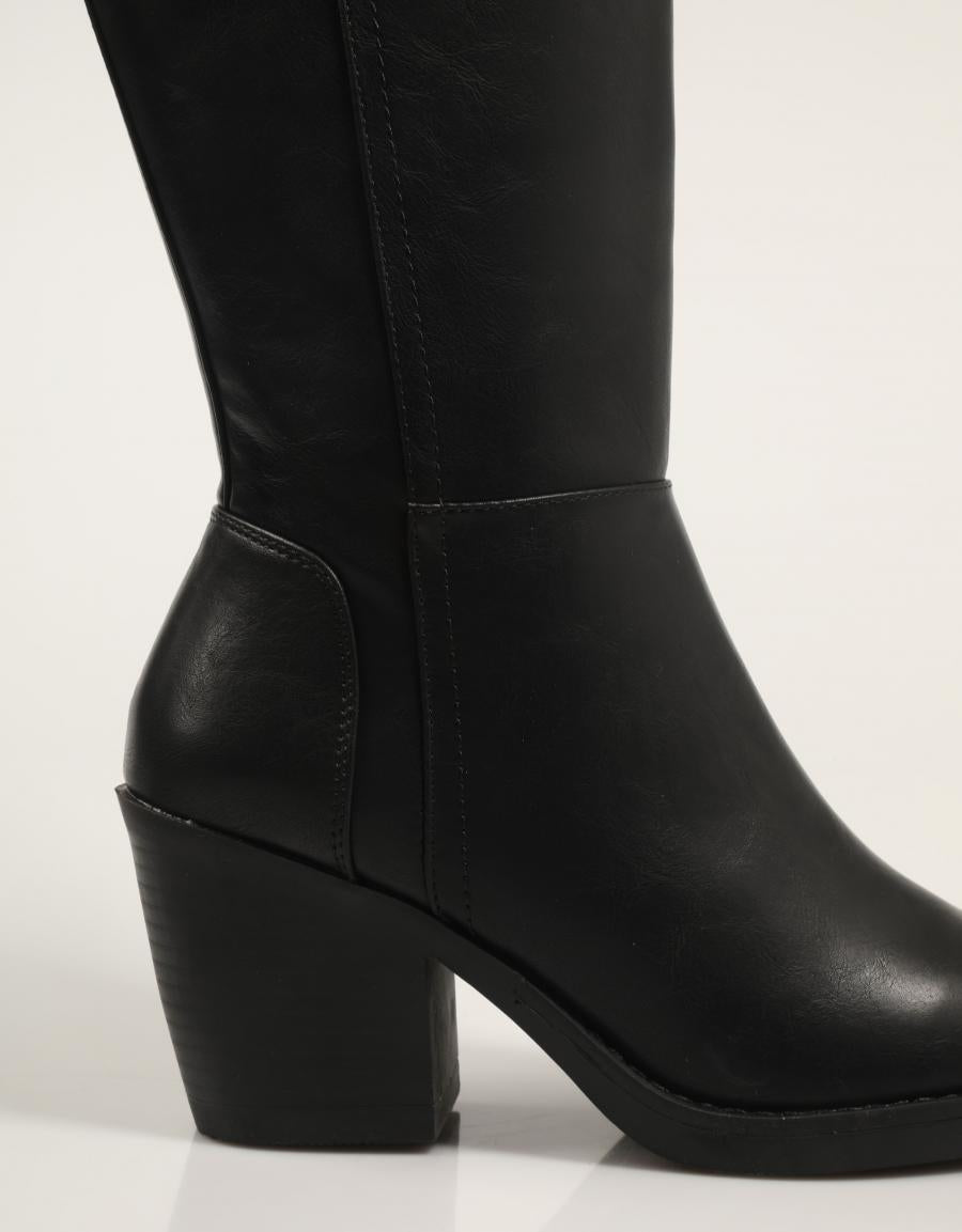 BOTAS REFRESH 172033 en color Negro