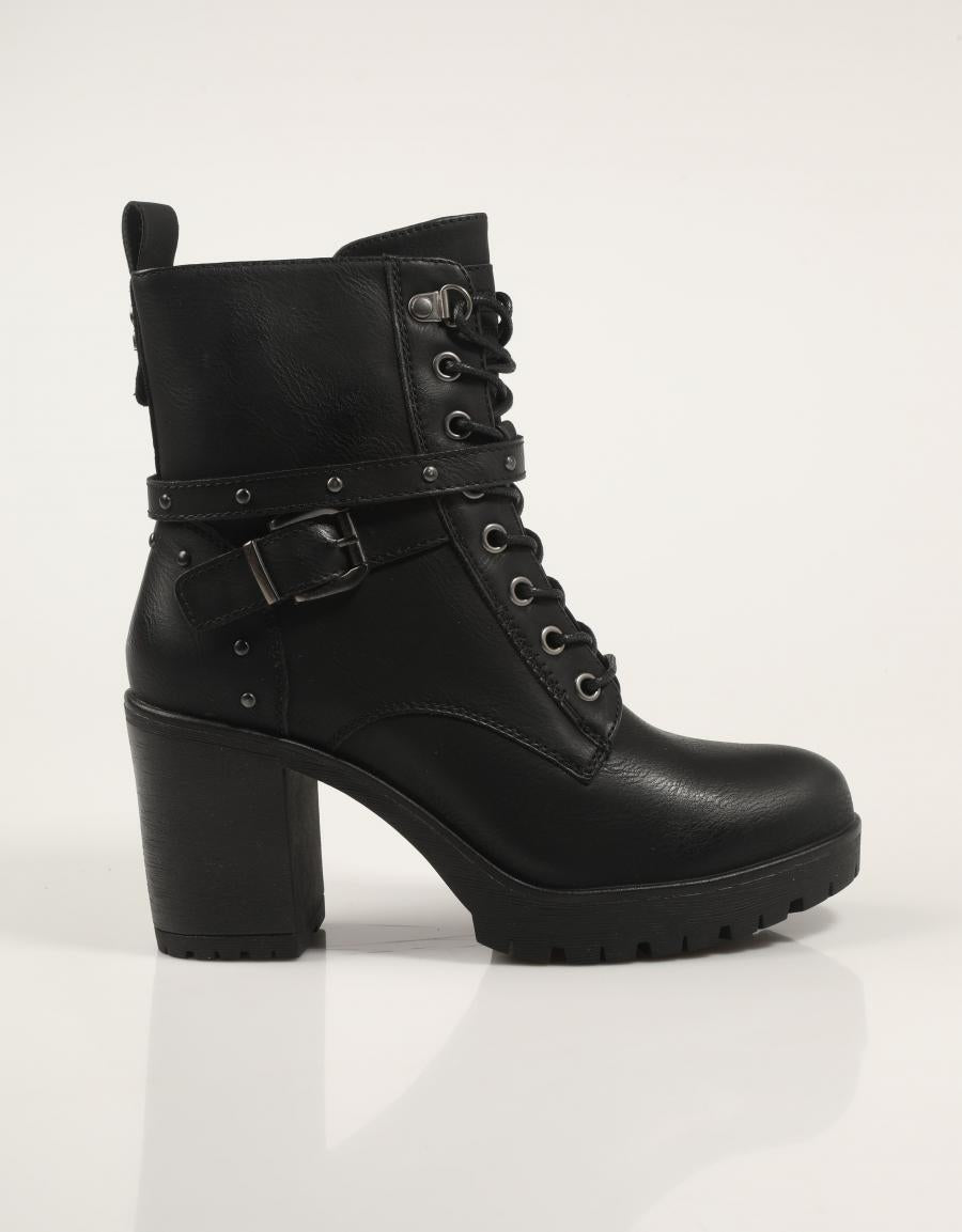 BOTINES REFRESH 172916 en color Negro