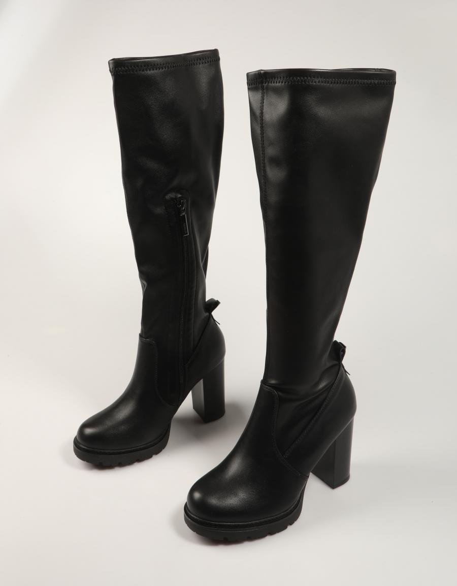BOTAS REFRESH 172924 en color Negro