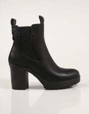 BOTINES REFRESH 173200 en color Negro