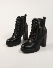 BOTINES REFRESH 172926 en color Negro