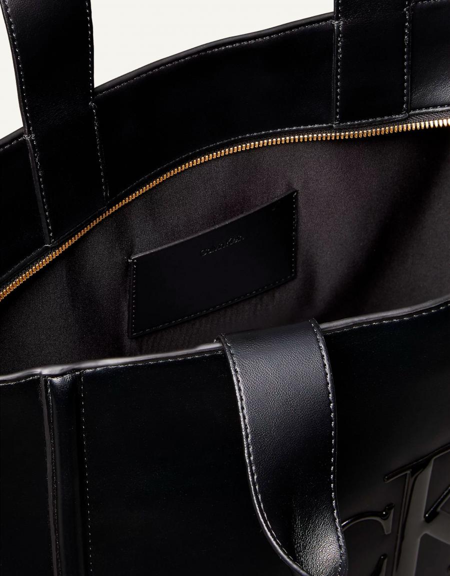 BOLSO CALVIN KLEIN RAISED CK MEDIUM TOTE en color Negro