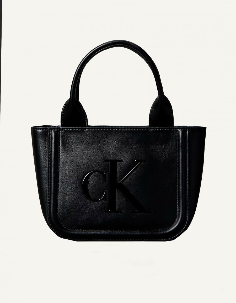 BOLSO CALVIN KLEIN RAISED CK SMALL TOTE WITH STRAP en color Negro