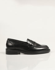 ZAPATOS REBECCA HOPE 4811 en color Negro