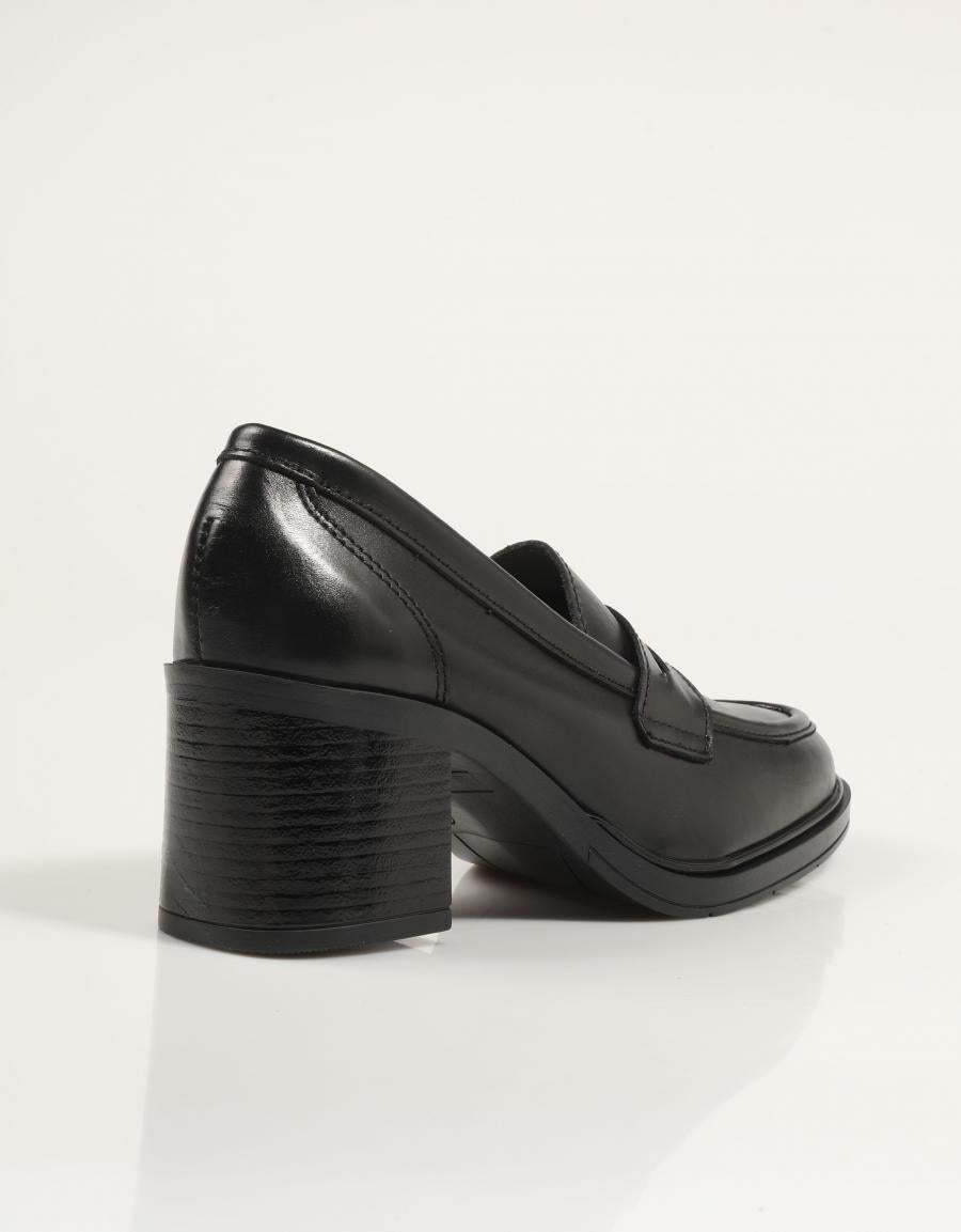 ZAPATOS REBECCA HOPE 5801 en color Negro