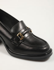 ZAPATOS REBECCA HOPE 5846 en color Negro
