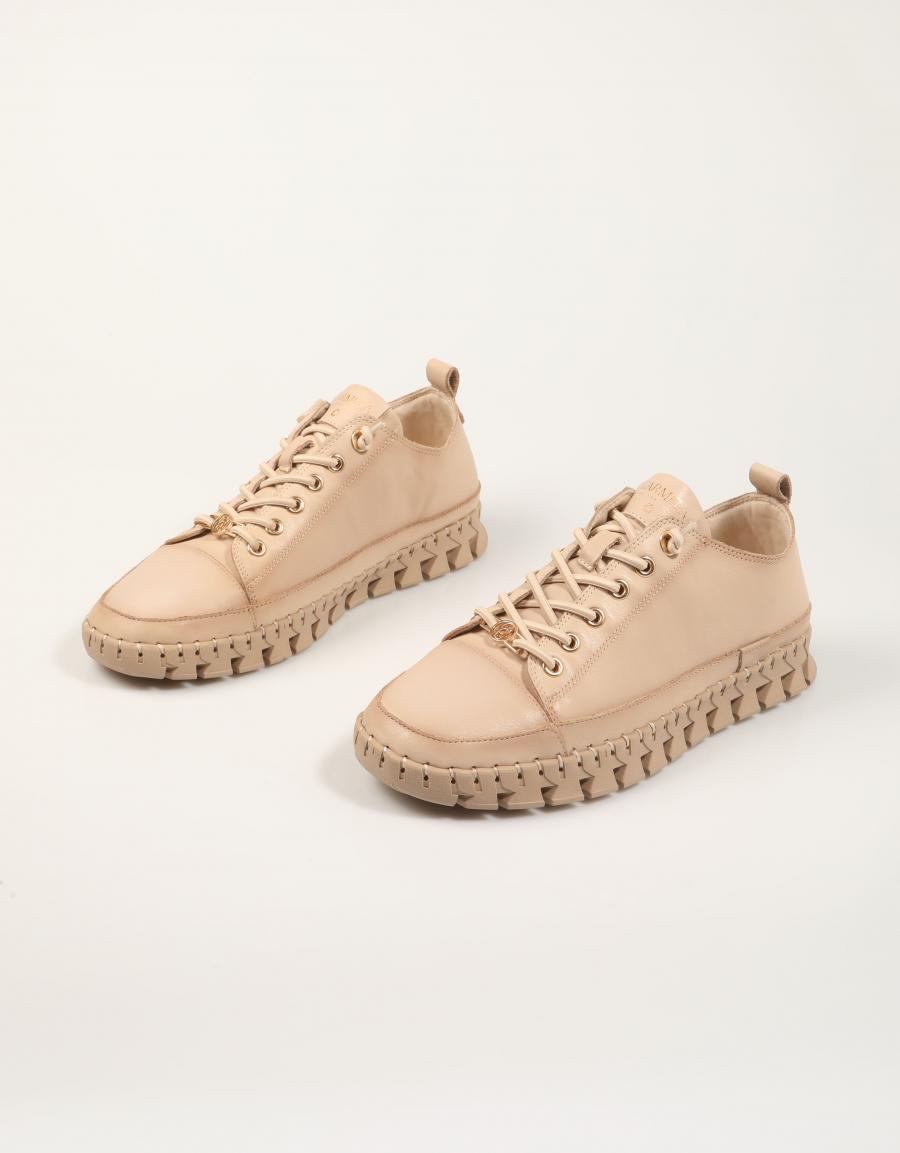 ZAPATILLAS CARMELA 1625231 en color Beige
