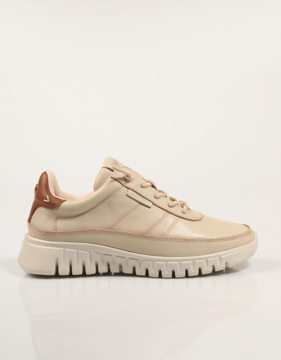 ZAPATILLAS CARMELA 162525 en color Beige