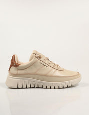 ZAPATILLAS CARMELA 162525 en color Beige