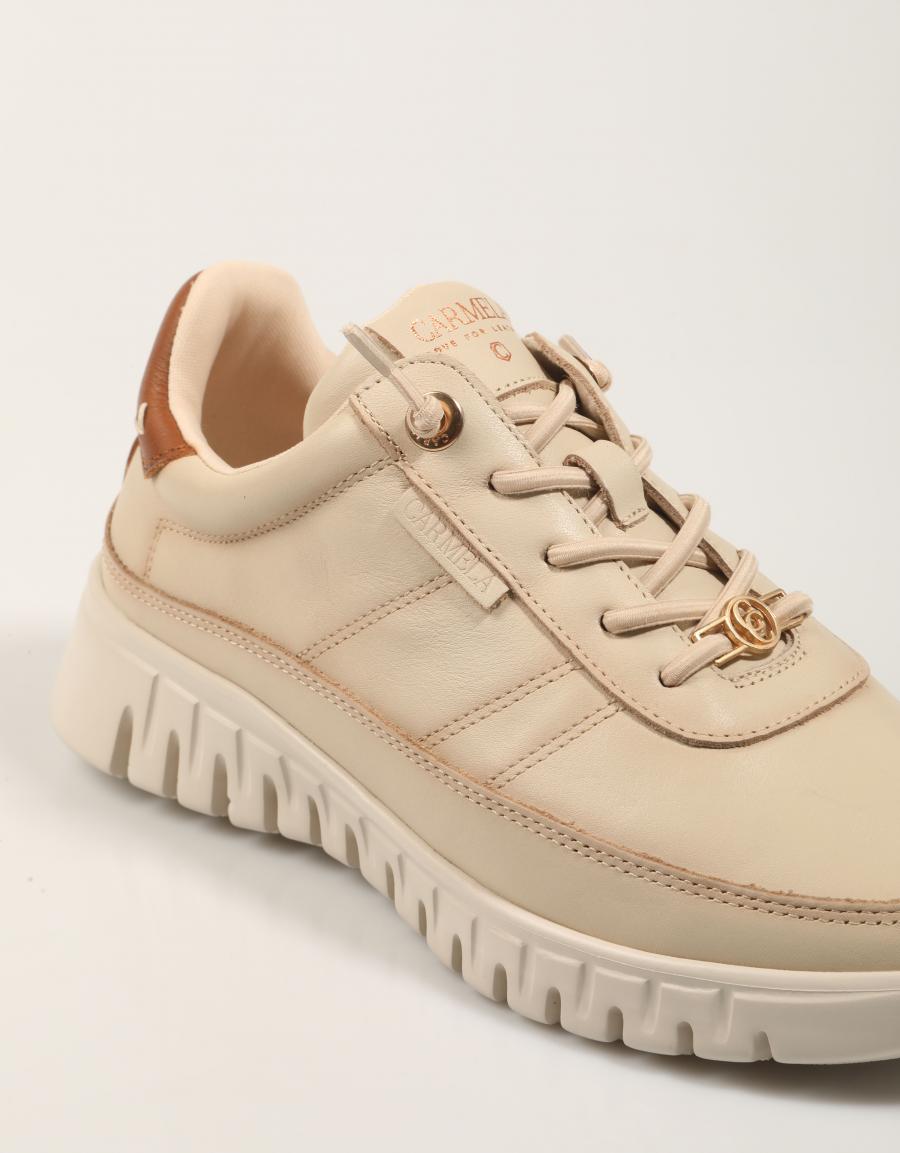 ZAPATILLAS CARMELA 162525 en color Beige