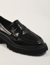 ZAPATOS CARMELA 162551 en color Negro