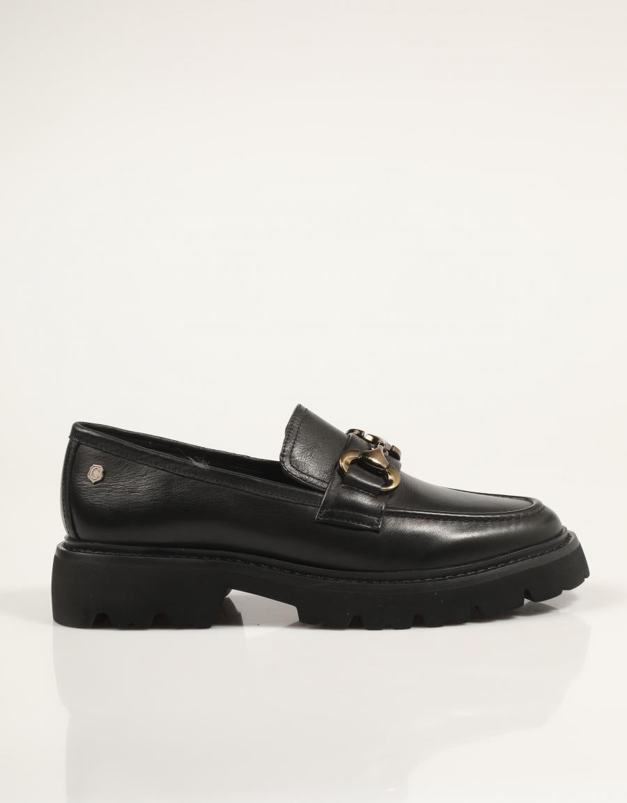 ZAPATOS CARMELA 161872 en color Negro