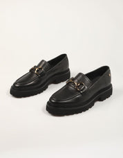 ZAPATOS CARMELA 161872 en color Negro