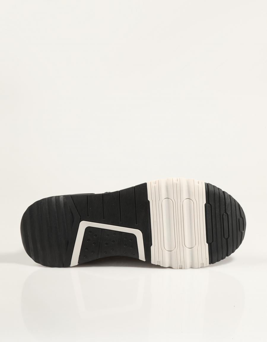 ZAPATILLAS VERSACE 79YA3SA3 ZSD03 en color Negro