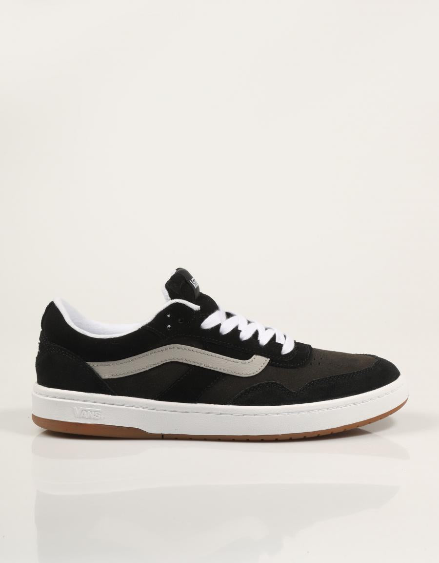 ZAPATILLAS VANS CRUZE 3 0 en color Negro