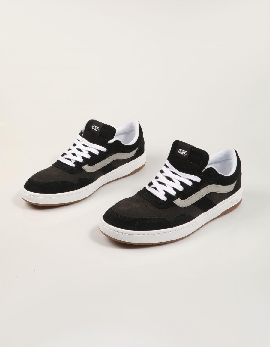 ZAPATILLAS VANS CRUZE 3 0 en color Negro
