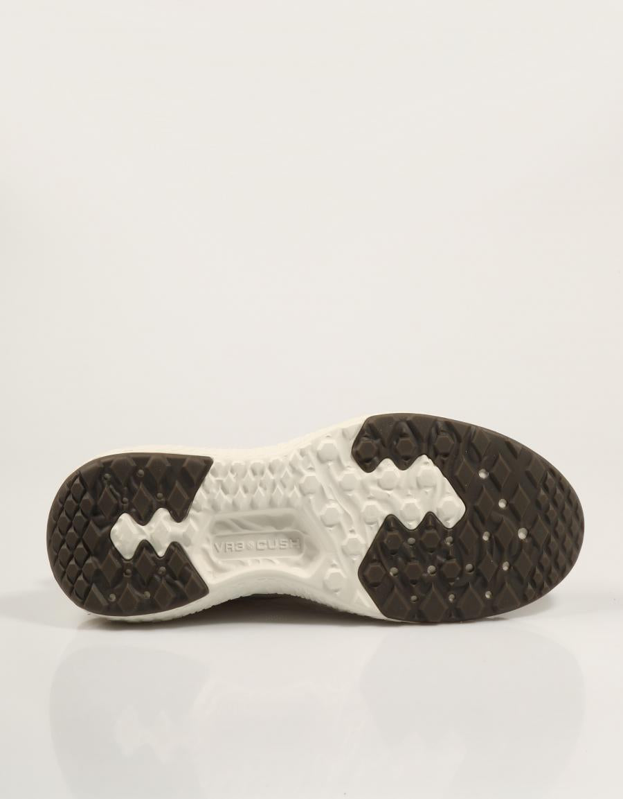 ZAPATILLAS VANS MTE ULTRARANGE en color Beige