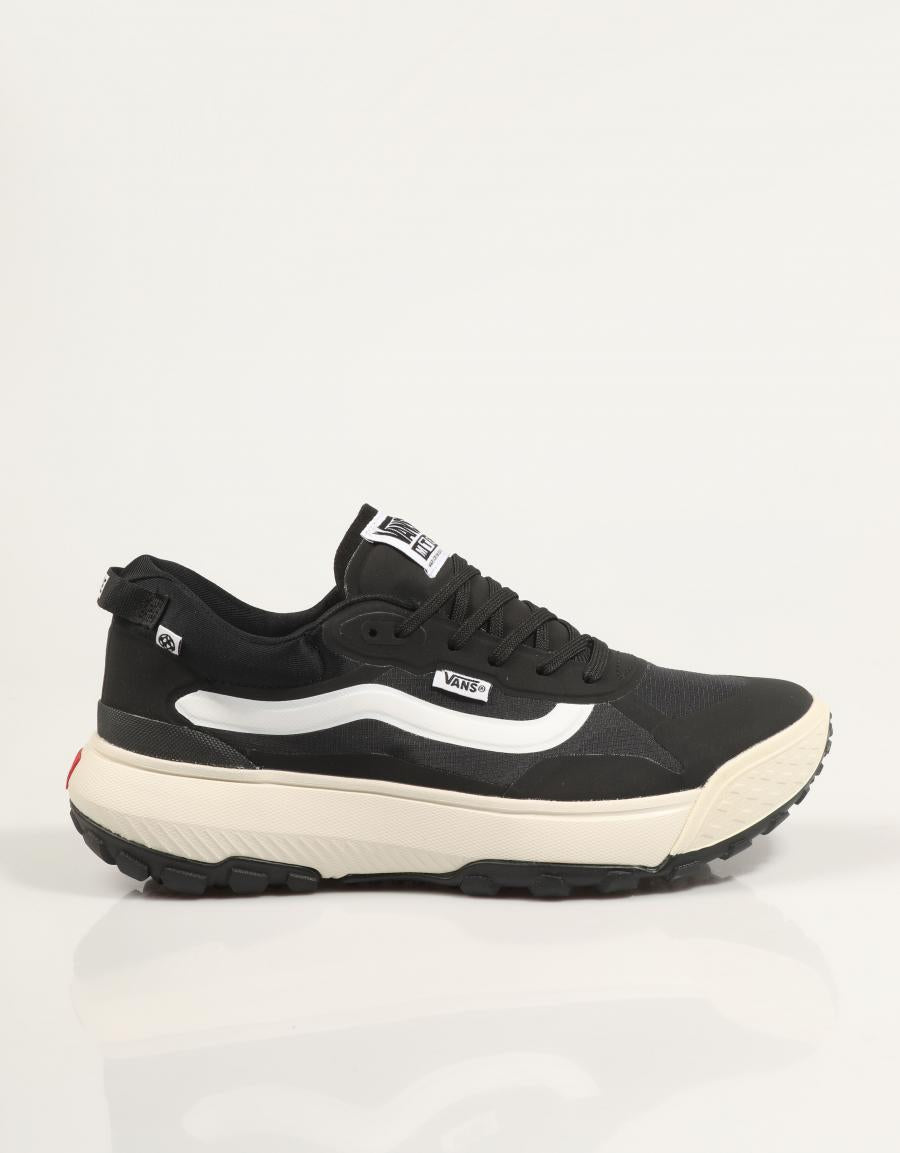 ZAPATILLAS VANS MTE CROSSPATH en color Negro